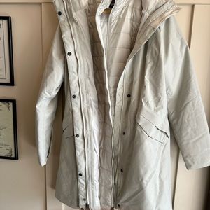Patagonia women’s Parka Vosque 3 in 1 winter white size M We paid  $350